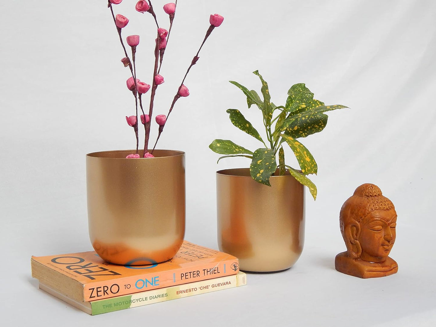 Casa De Amor Round Metal Planter for Home Decor (4.3 inches/Pack of 2)