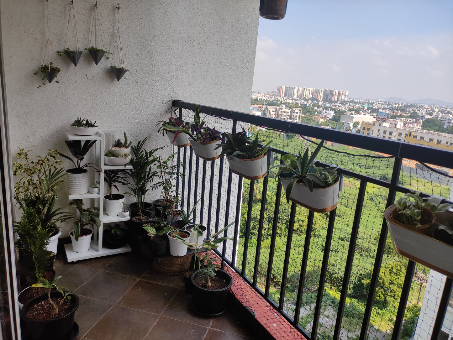 Casa De Amor Oval Rectangular Metal Plant Pots for Balcony Railing, 12 Inches (White, Set of 6)